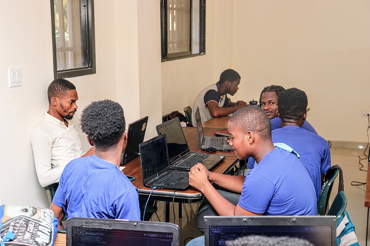 2. Ateliers Pratiques